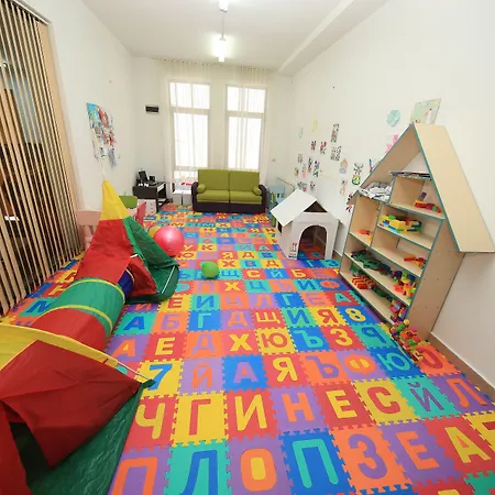 Mpm Guinness 4* בנסקו