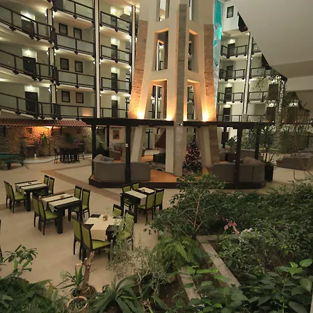 Mpm Guinness מלון 4*